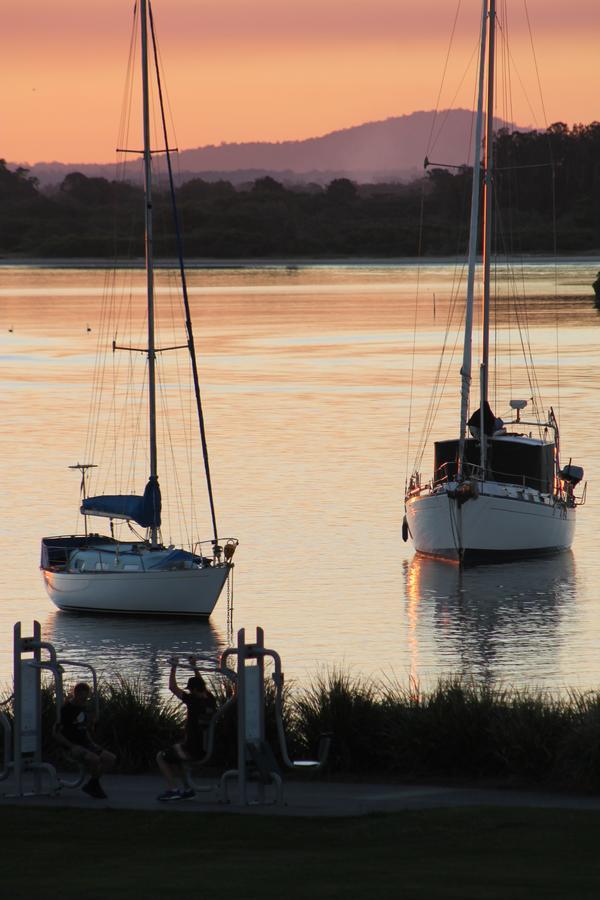 The Boathouse Vila Yamba Exterior foto